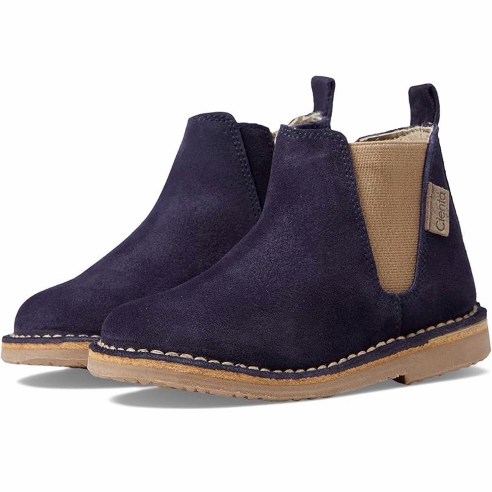 Cienta Black Suede Chelsea Boots